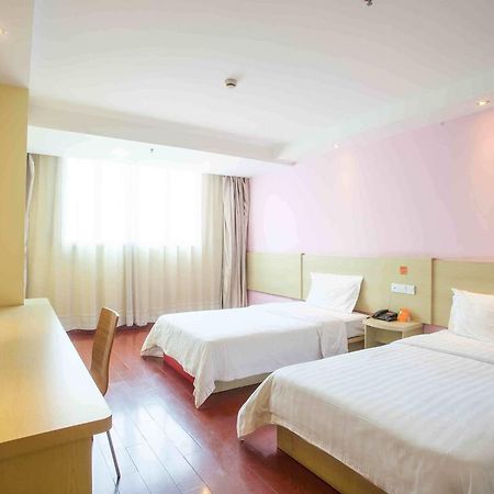 7Days Inn Deyang Zhongjiang Kuishan Park Экстерьер фото