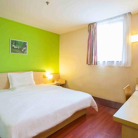 7Days Inn Deyang Zhongjiang Kuishan Park Экстерьер фото