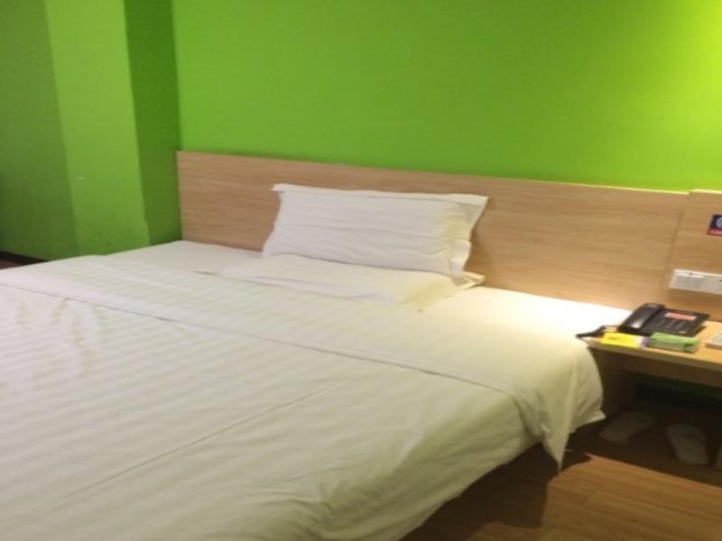 7Days Inn Deyang Zhongjiang Kuishan Park Экстерьер фото