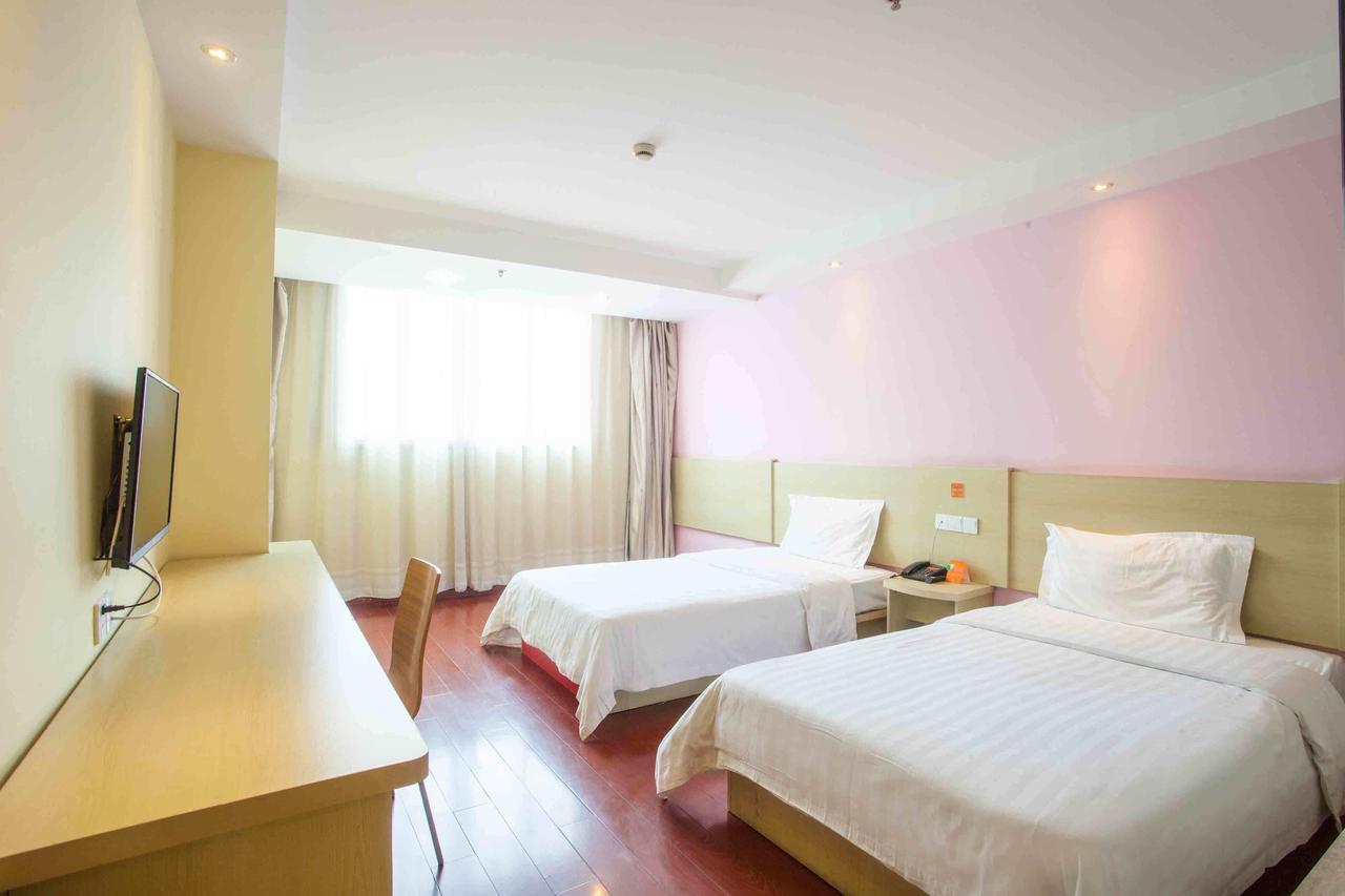 7Days Inn Deyang Zhongjiang Kuishan Park Экстерьер фото
