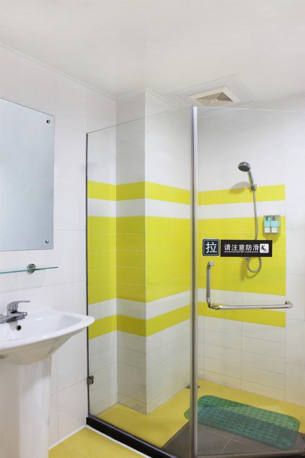 7Days Inn Deyang Zhongjiang Kuishan Park Экстерьер фото