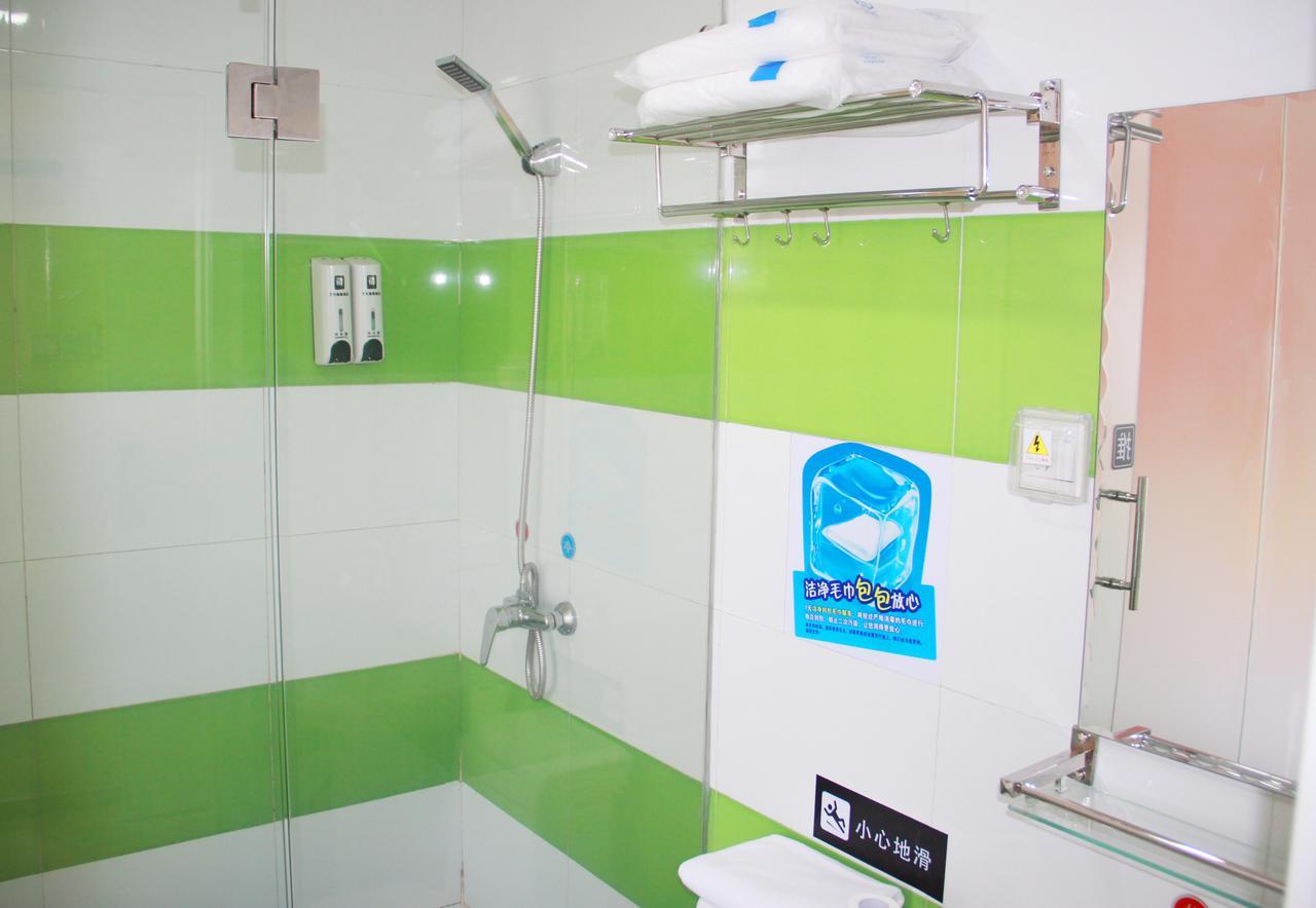 7Days Inn Deyang Zhongjiang Kuishan Park Экстерьер фото