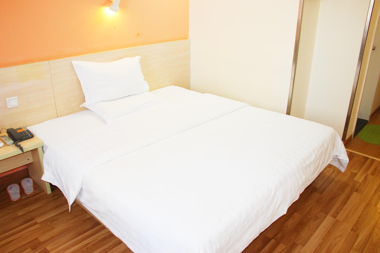 7Days Inn Deyang Zhongjiang Kuishan Park Экстерьер фото